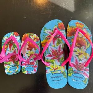 Matching Tropical Pink & Blue Havaianas flip flops